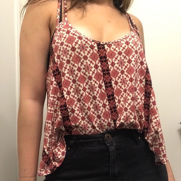 Cute forever 21 tank top - Picture 2 of 4